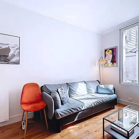 Cosy Flat Near Montmartre